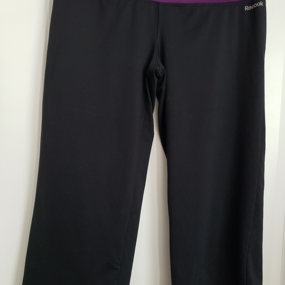 EUC Reebok Yoga Capris - Picture 1 of 4